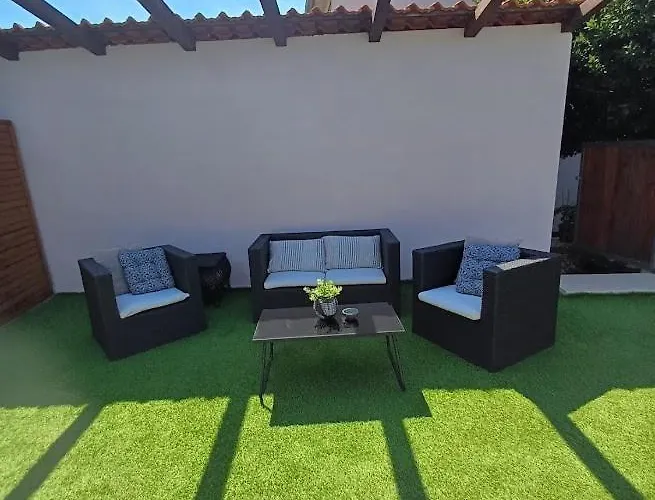 Apartment Debora Sa Privatnim Bazenom *