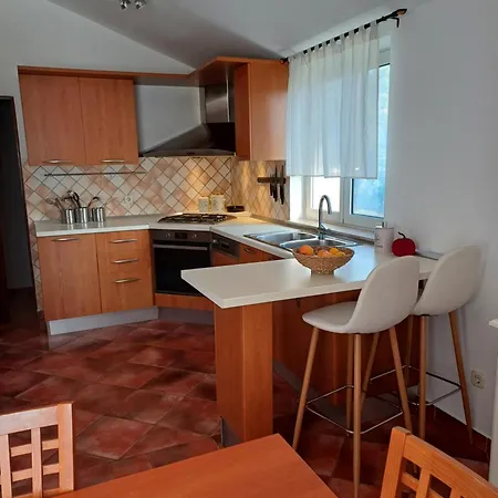Debora Sa Privatnim Bazenom * Pula