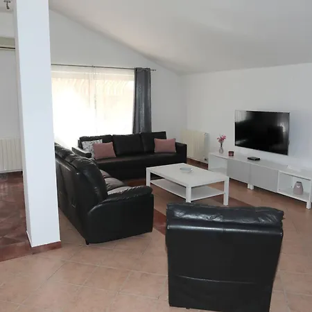 Debora Sa Privatnim Bazenom Apartment