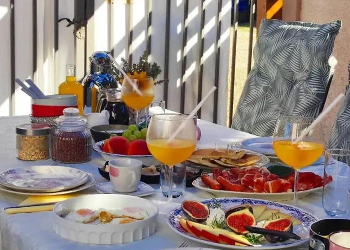 Daire Debora Sa Privatnim Bazenom *